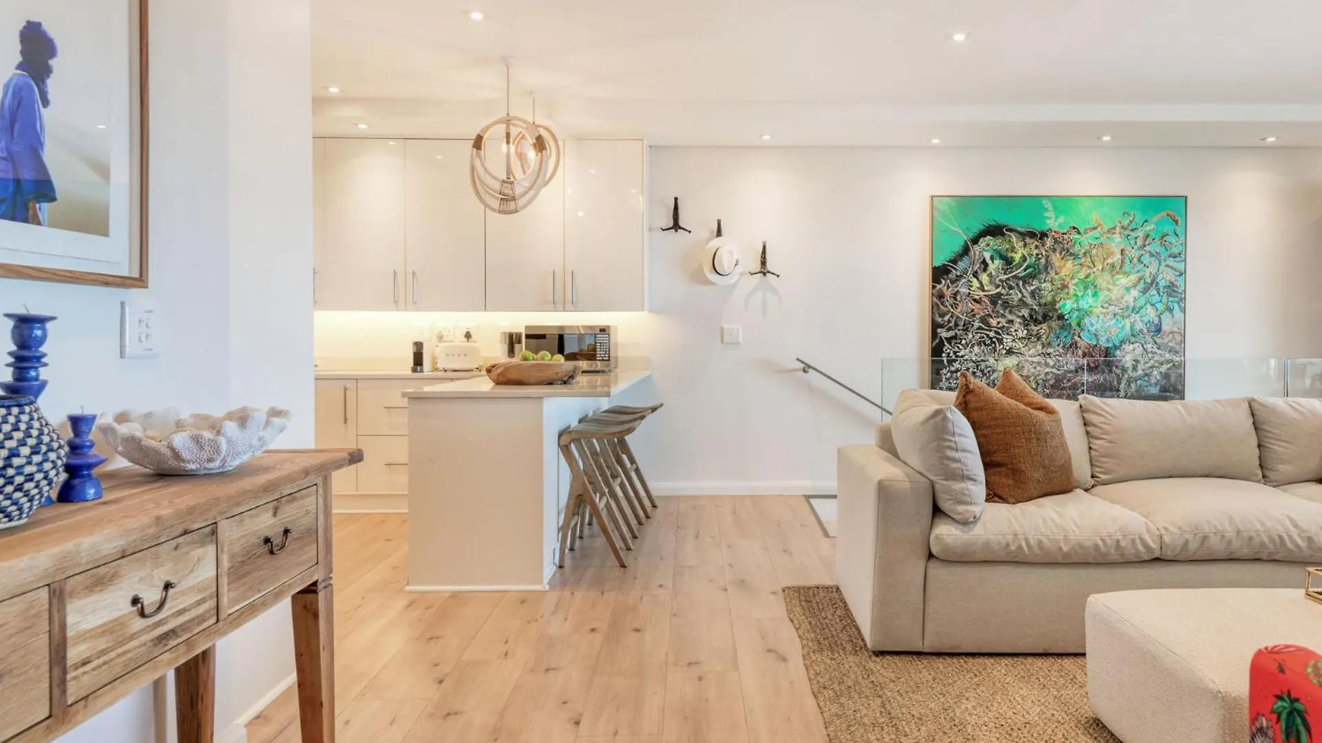 Seapoint Seaview Elegant Home Cape Town Villa