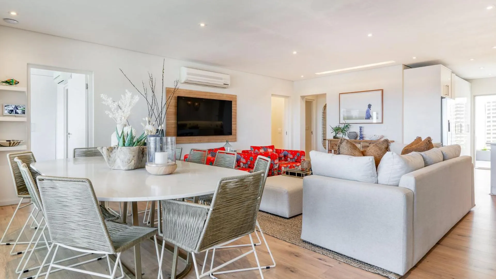 Seapoint Seaview Elegant Home Cape Town 0*,  South Africa